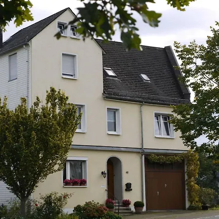 Apartment Haus-stumm
